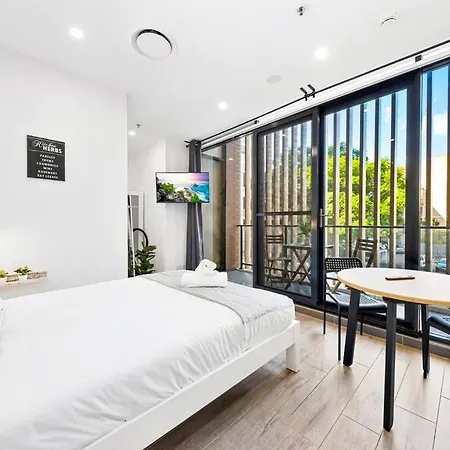 Burwood 1Br Steps To Train Station Shopping Apartment Sydney Exterior photo