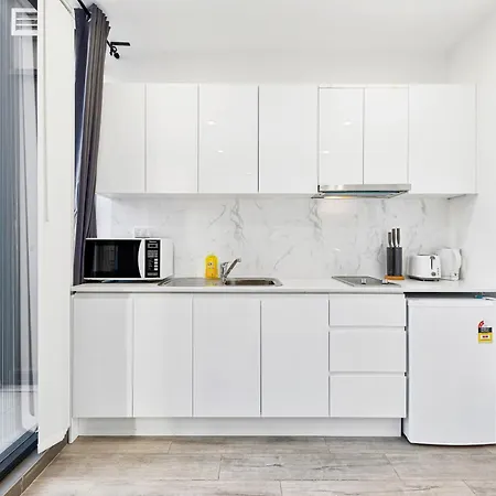 Burwood 1Br Steps To Train Station Shopping Apartment Sydney Exterior photo