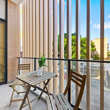 Burwood 1Br Steps To Train Station Shopping Apartment Sydney Exterior photo